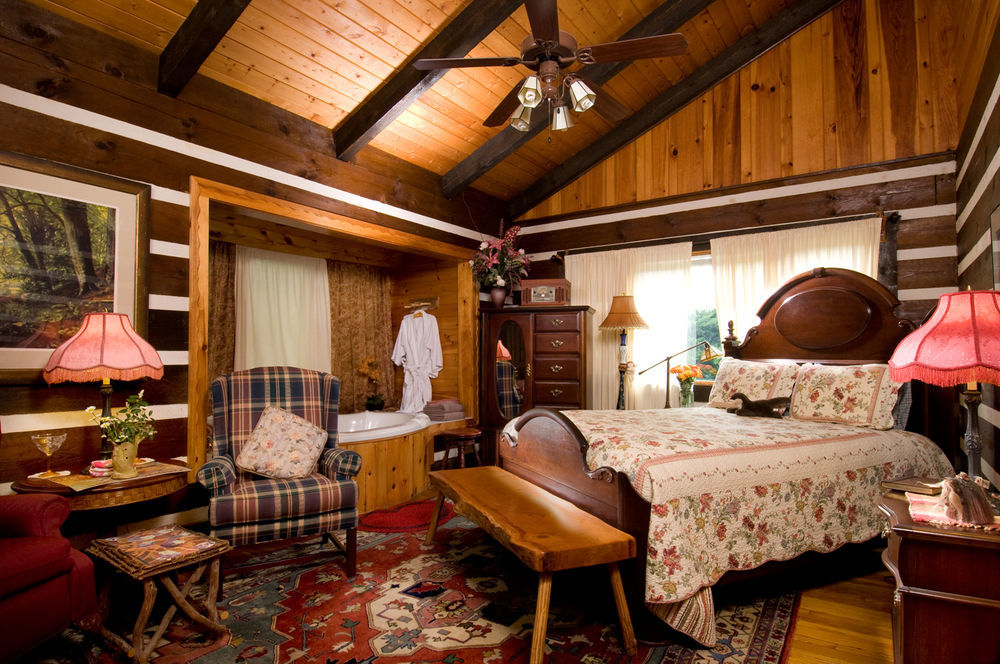 Creekwalk Inn And Cabins 코스비 외부 사진